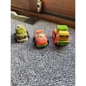 3 pullback rubber cars‎